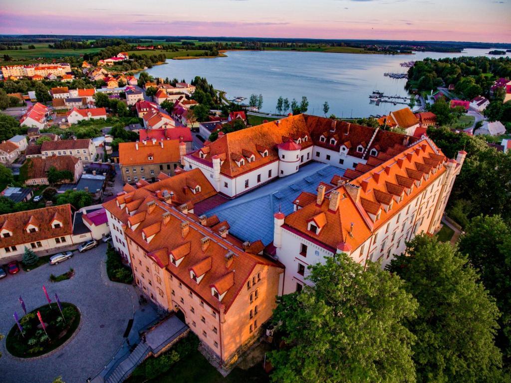 Zamek Ryn case study 